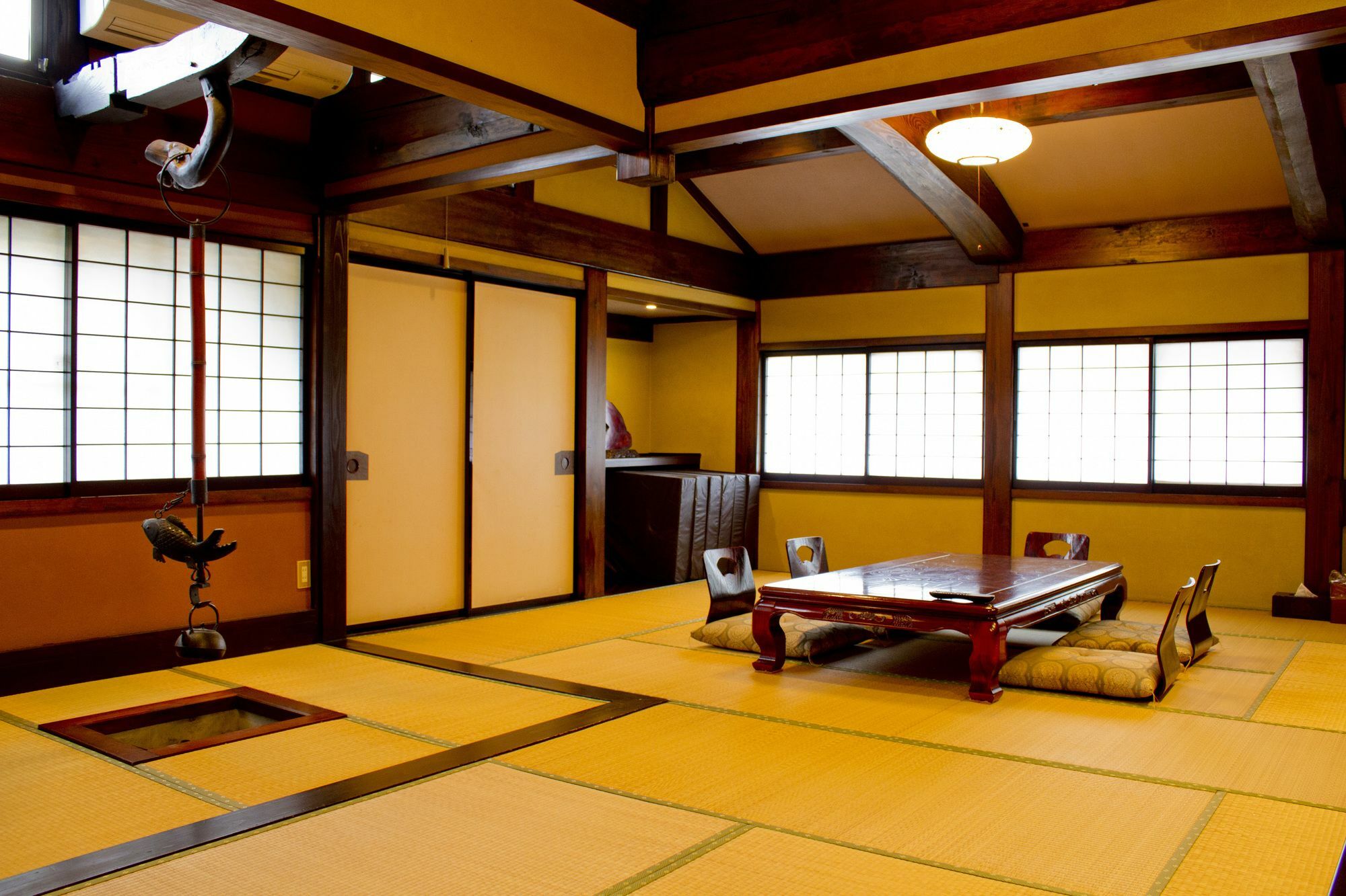 Hidaya Hotel Takayama  Luaran gambar